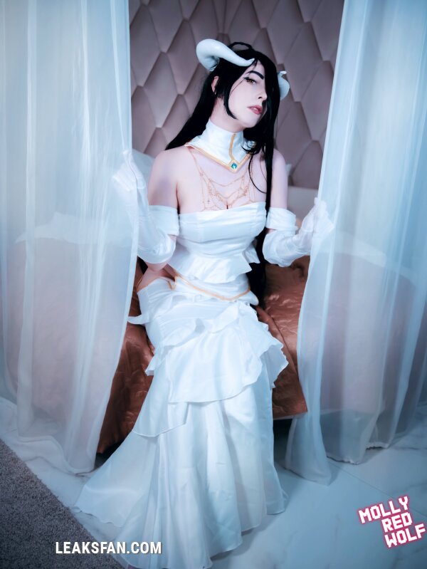 MollyRedWolf Albedo cosplay - 2