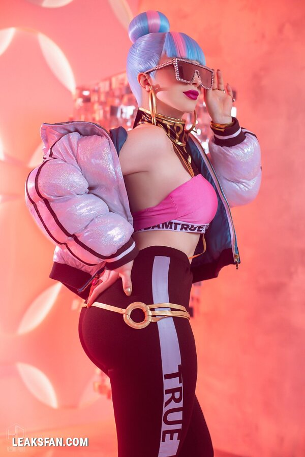 Lady Melamori - Qiyana (League Of Legends/KDA) - 1
