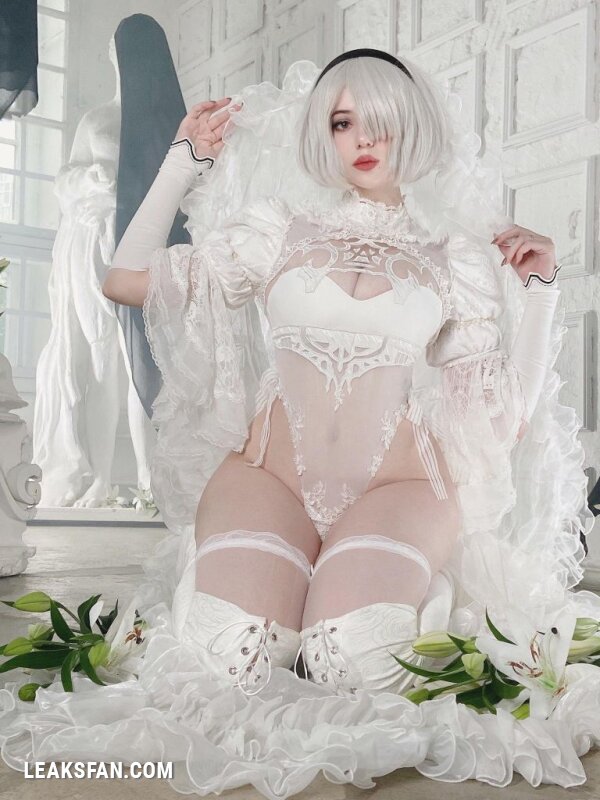 Alina Becker - 2B (Nier Autómata) - 32