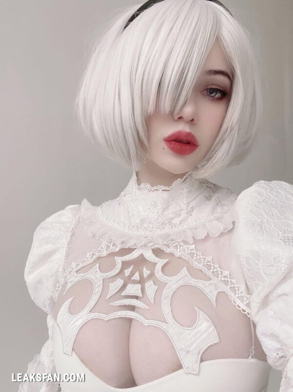 Alina Becker - 2B (Nier Autómata) - 38