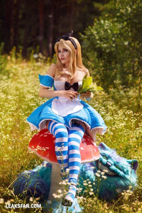 Kalinka Fox - Alice (Alice in Wonderland) - 2