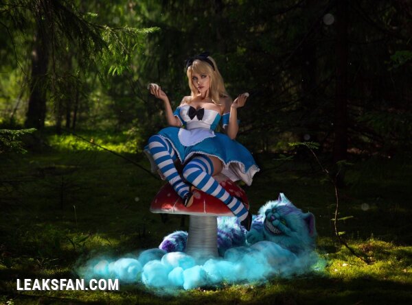 Kalinka Fox - Alice (Alice in Wonderland) - 0