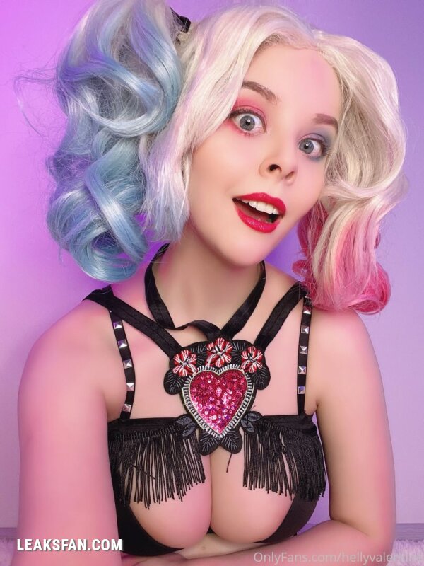 Helly Valentine - Harley Quinn (Barman) - 18