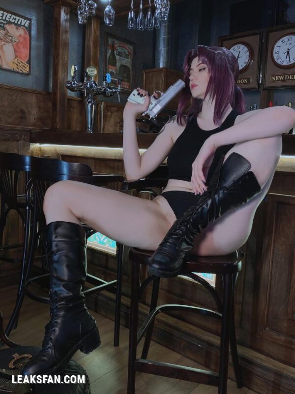 Alina Becker - Revy (Black Lagoon) - 44