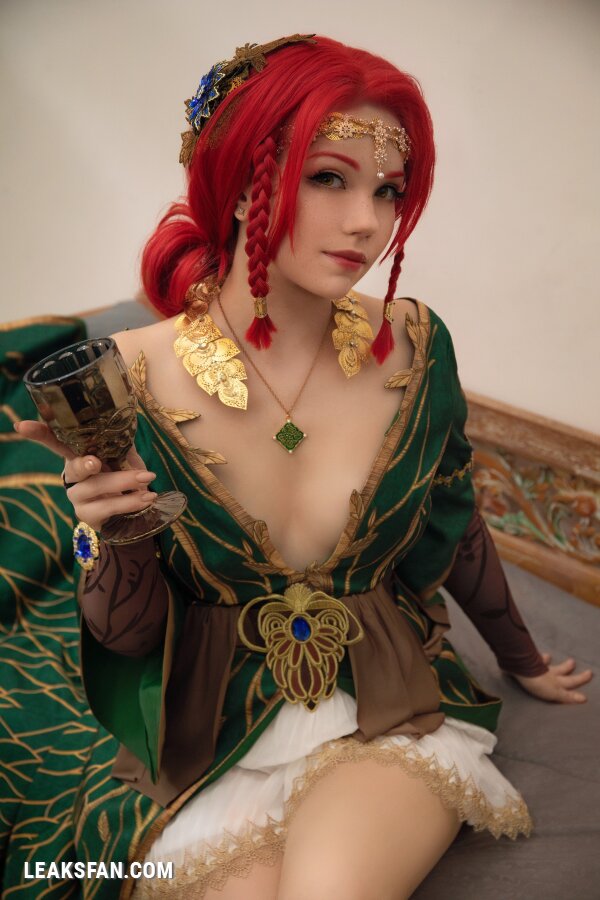 Caticornplay - Triss - 2