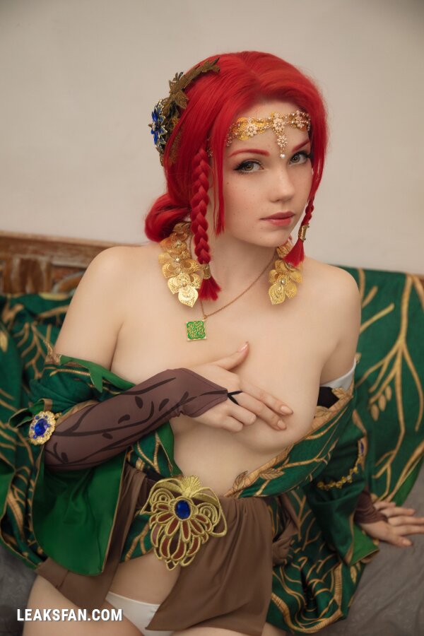 Caticornplay - Triss - 2