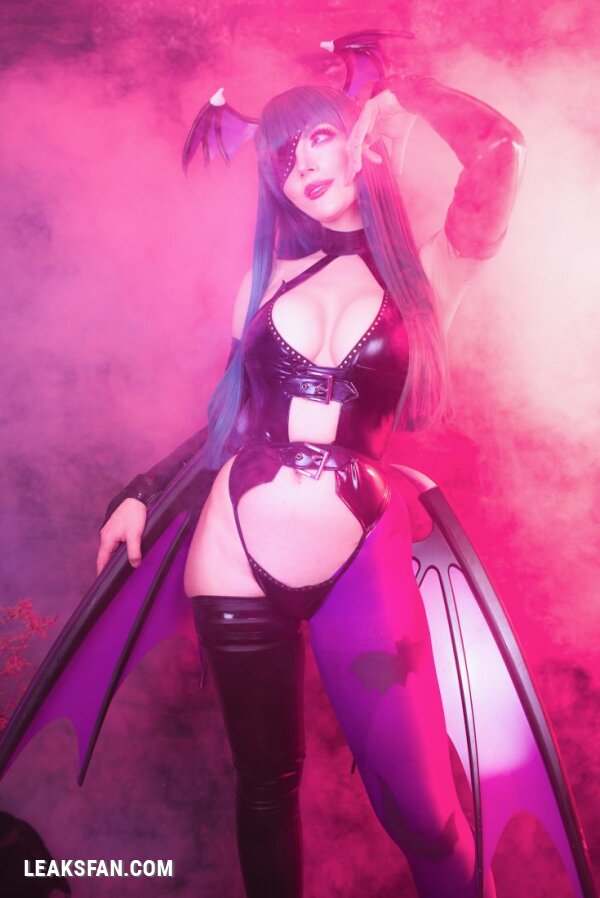 Katyuska Moonfox - Morrigan (Capcom Game) - 2