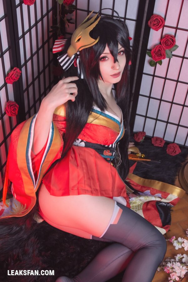 Shiro Kitsune - Taihou (Azur Lane ) - 2