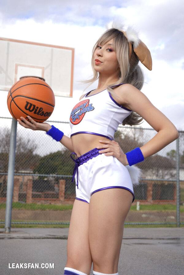 Yesyamcos - Lola Bunny - 2