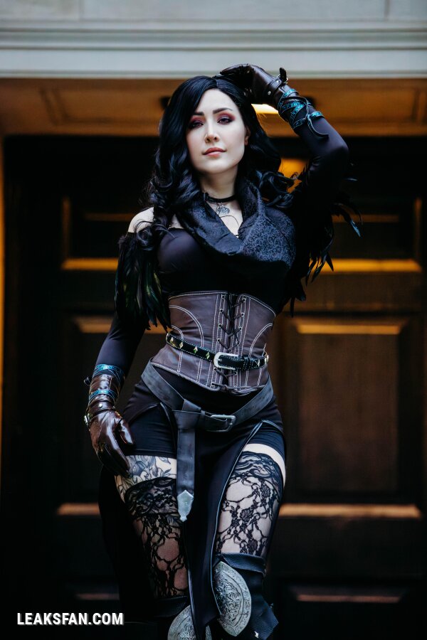 Luxlo Cosplay - Yennefer - 1