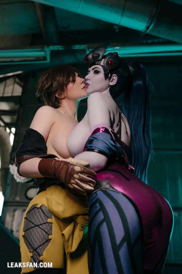 Alina Becker - Widowmaker x Tracer - 27