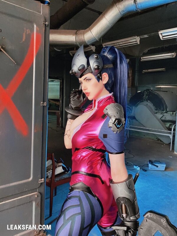 Alina Becker - Widowmaker x Tracer - 38