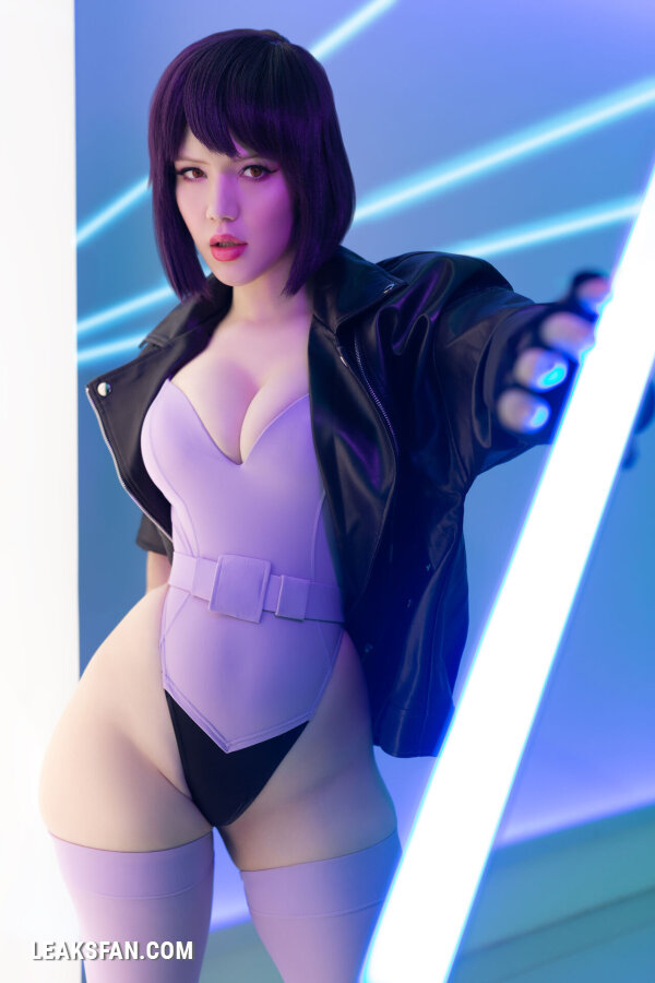 Lada Lyumos - Ghost in the Shell - 1