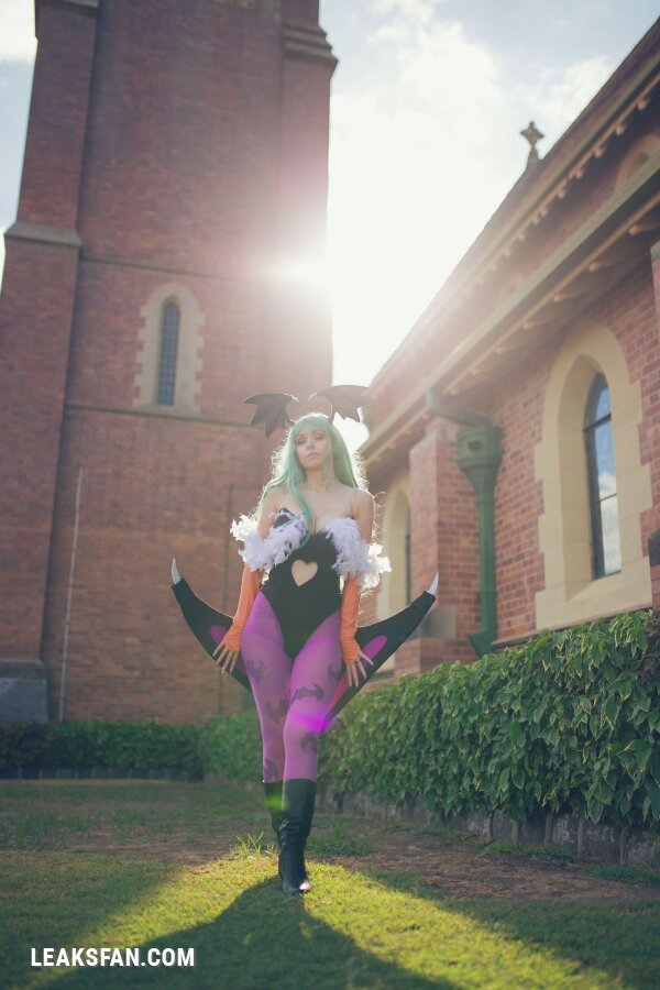 Amy Thunderbolt as Morrigan Aensland - 2