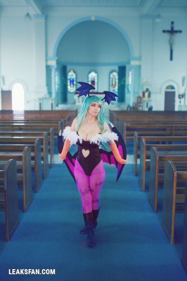 Amy Thunderbolt as Morrigan Aensland - 0