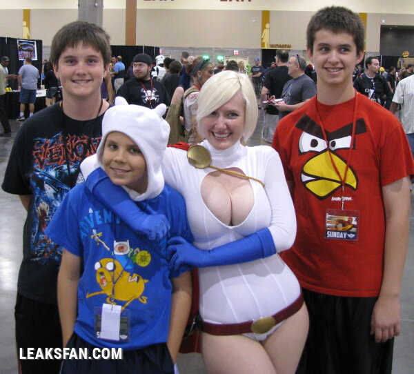 POWERGIRL - Lady Wolf Star - 0