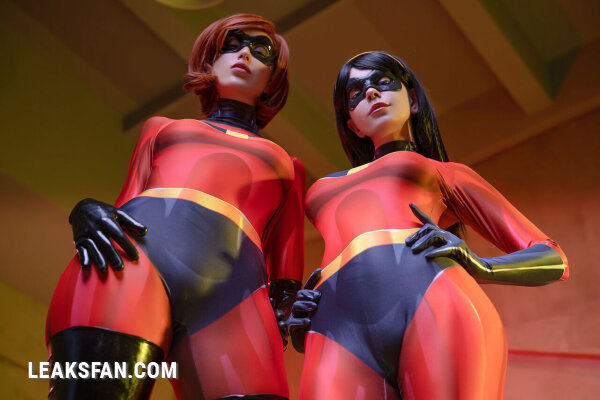 Lera Himera &amp;amp; CaterpillarCos - Helen &amp;amp; Violet Parr - 1