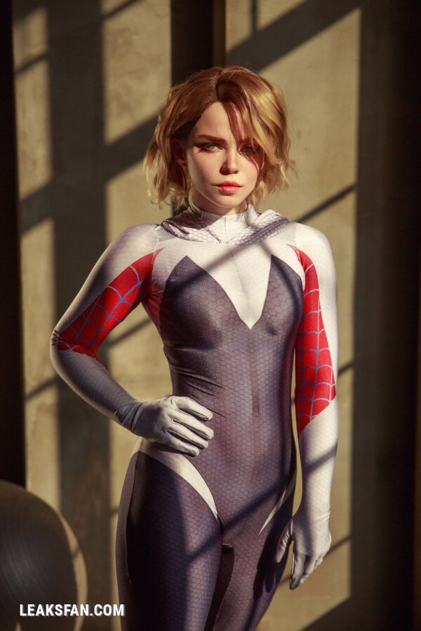 Ashen Reina - Spider Gwen - 11