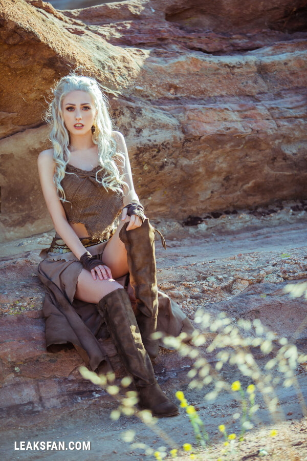 RolyatIsTaylor - Daenerys Targaryen - 2