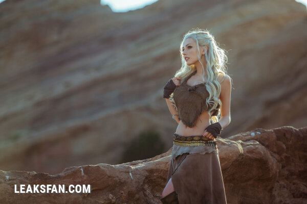 RolyatIsTaylor - Daenerys Targaryen - 1