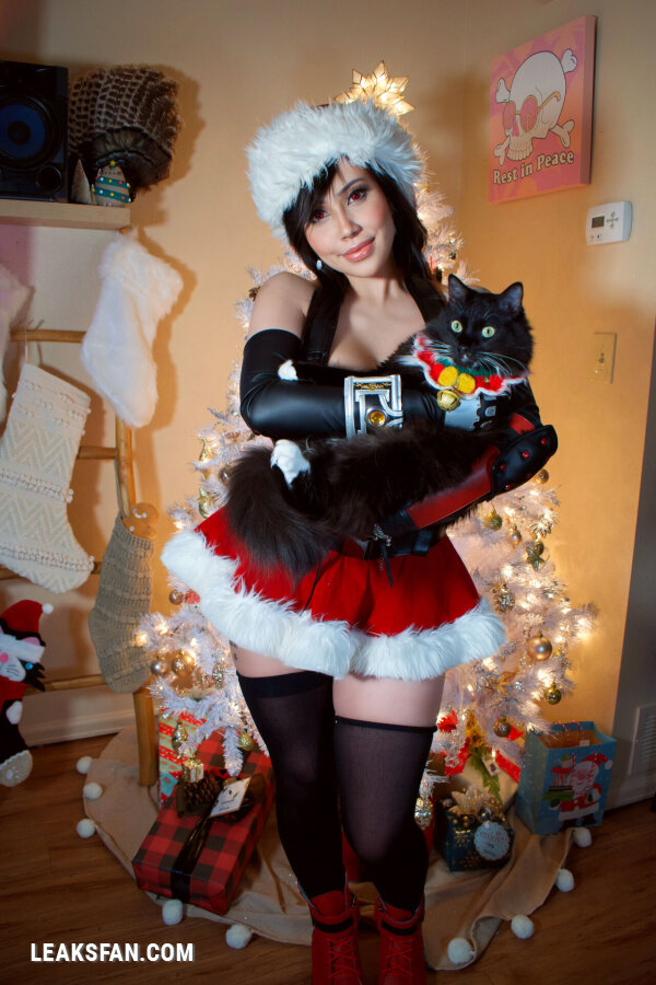 Felicia Vox - Christmas Tifa - 1