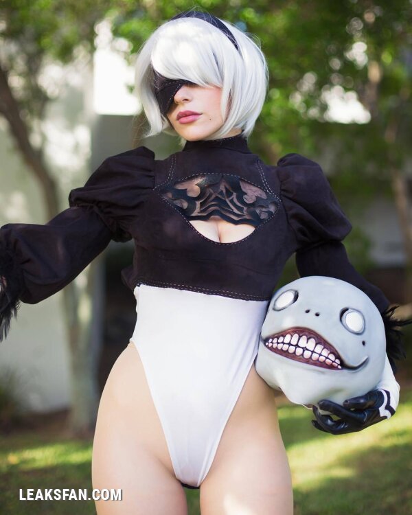 Katyuska Moonfox - 2B - 2