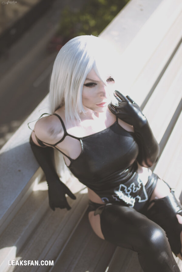 Katyuska Moonfox - A2 - 1