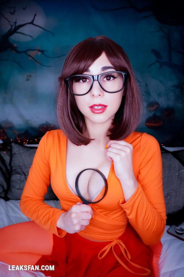 LunaRexx - Velma - 0