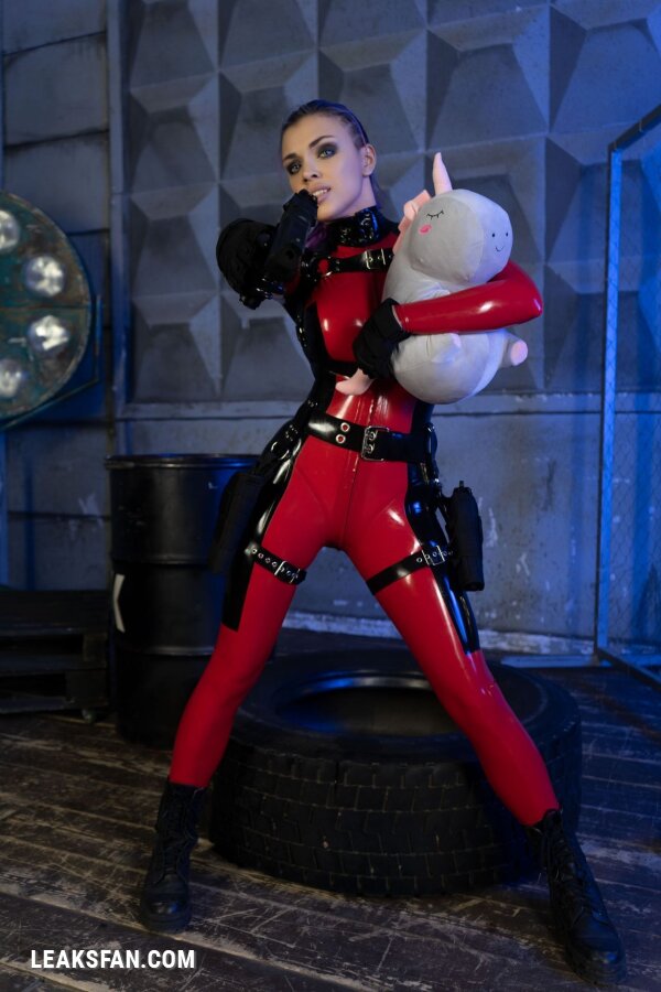 Octokuro Model - Lady Deadpool - 5