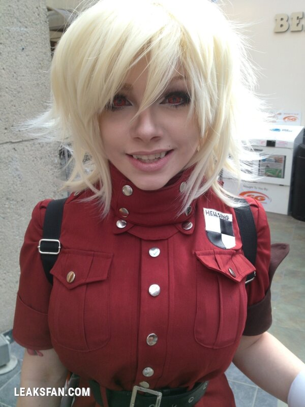 Seras Victoria (Hellsing) by Brittany Bors. - 0