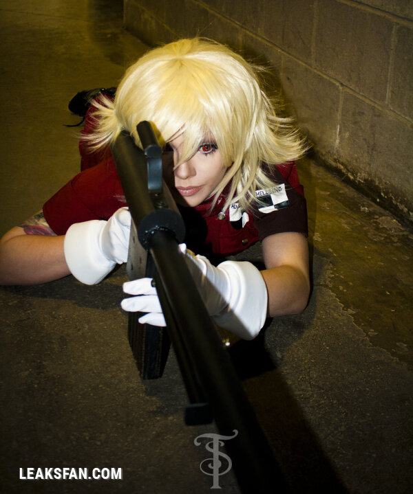 Seras Victoria (Hellsing) by Brittany Bors. - 0