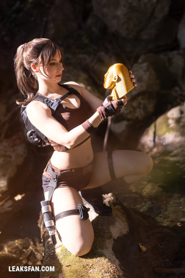 Enji Night - Lara Croft - 11