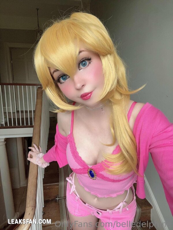 Belle Delphine - Princess Peach - 64