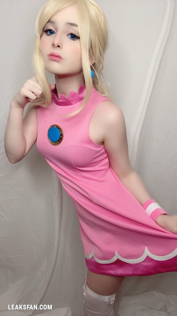 mo0ndae / Candy Cloud - Princess Peach - 1