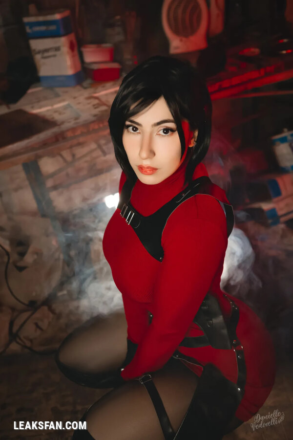 Danielle Vedovelli - Ada Wong - 3