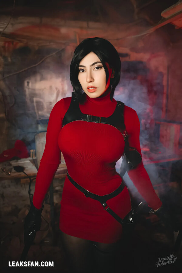 Danielle Vedovelli - Ada Wong - 19