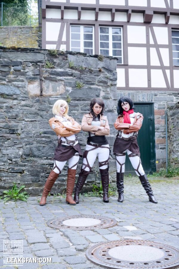 Mikomi Hokina, Virtual Geisha &amp;amp; Yuzupyon - Mikasa, Historia &amp;amp; genderbend Eren (Shingeki no kyojin) - 1