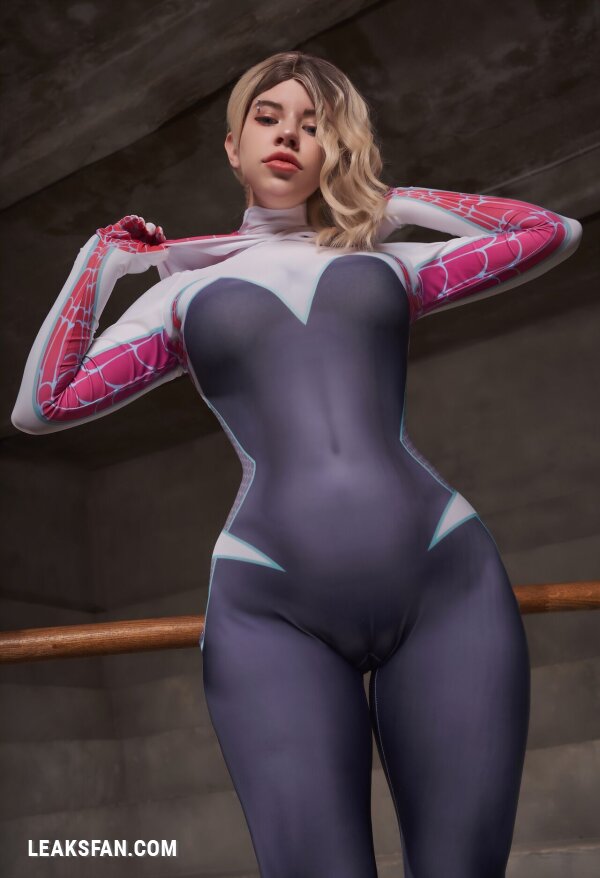 Voezacos - Spider-Gwen - 1