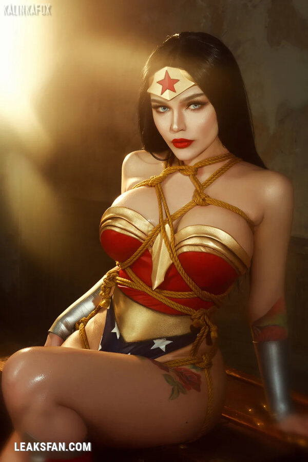 Kalinka Fox - Wonder Woman Shibari - 1