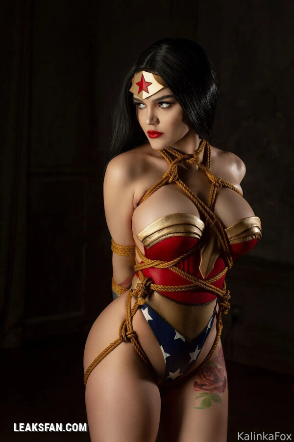 Kalinka Fox - Wonder Woman Shibari - 2