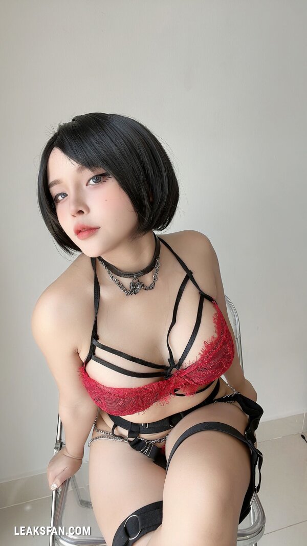 Sayo Momo - Ada Wong RE4 in Secret Mission - 1