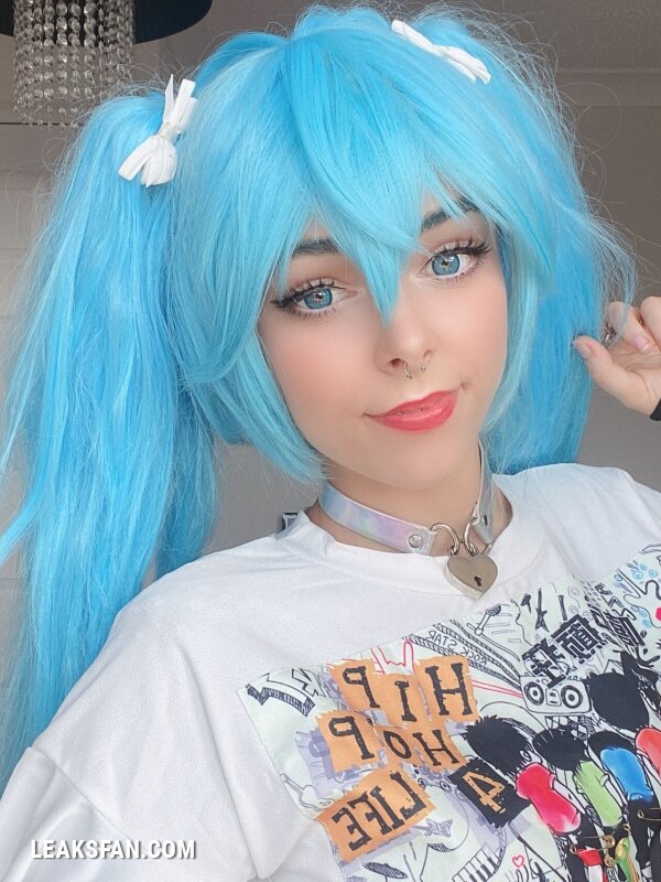 Kitsukanna - E-girl Miku - 0