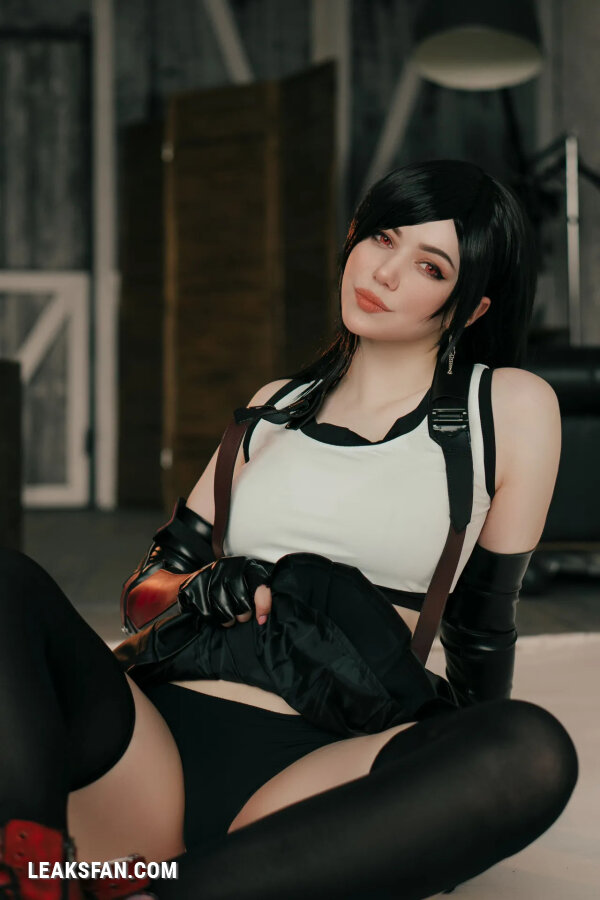 Alina Becker - Another Tifa set - 2