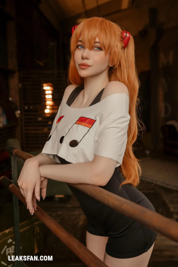 Alina Becker - Asuka - 1