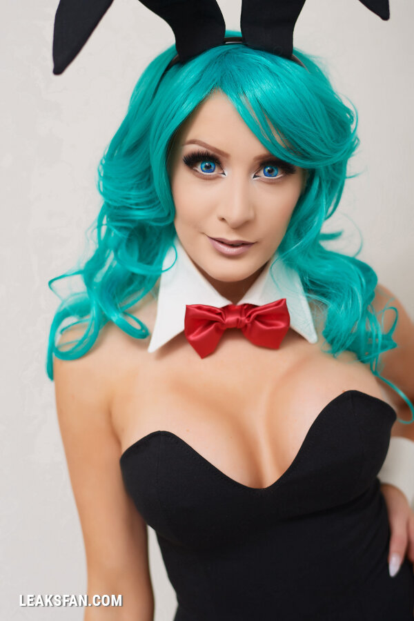 Kate Sarkissian - Bunny Bulma - 1